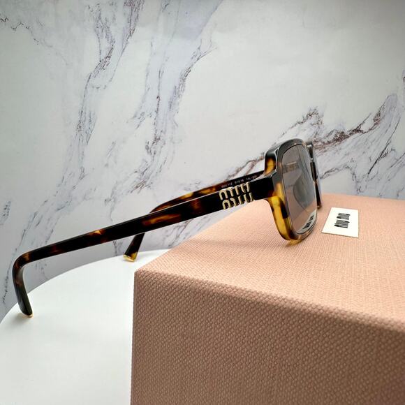 New MIU MIU Sunglasses Brown Square Tortoise Rectangular Gold Logo Authentic - Picture 13 of 16